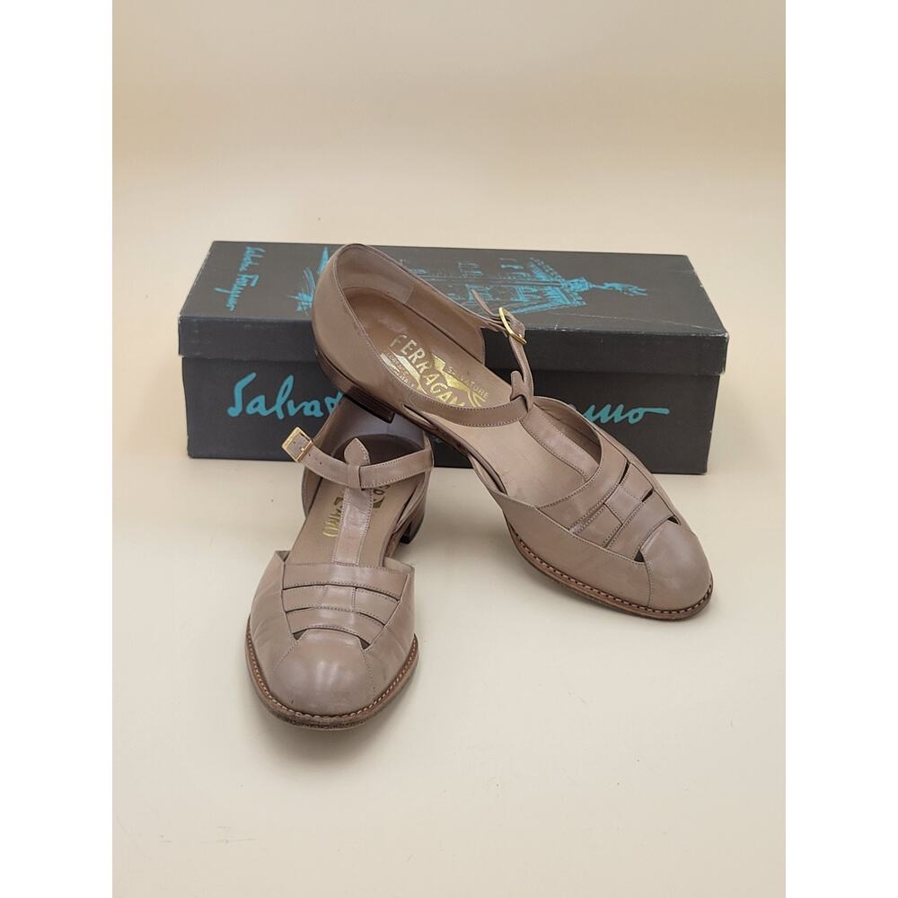 Salvatore Ferragamo Gadda Strappy heels Tan women's Sz 7 AAA VTG - Picture 4 of 10